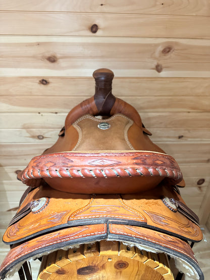 16” Dakota Saddlery Roping Saddle Model 210C