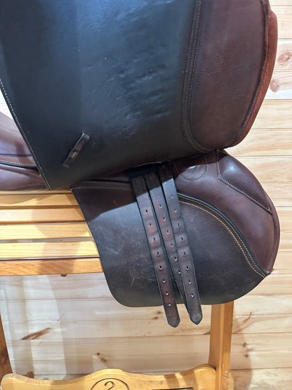 19” Custom Saddlery Cynron Saddle (N)