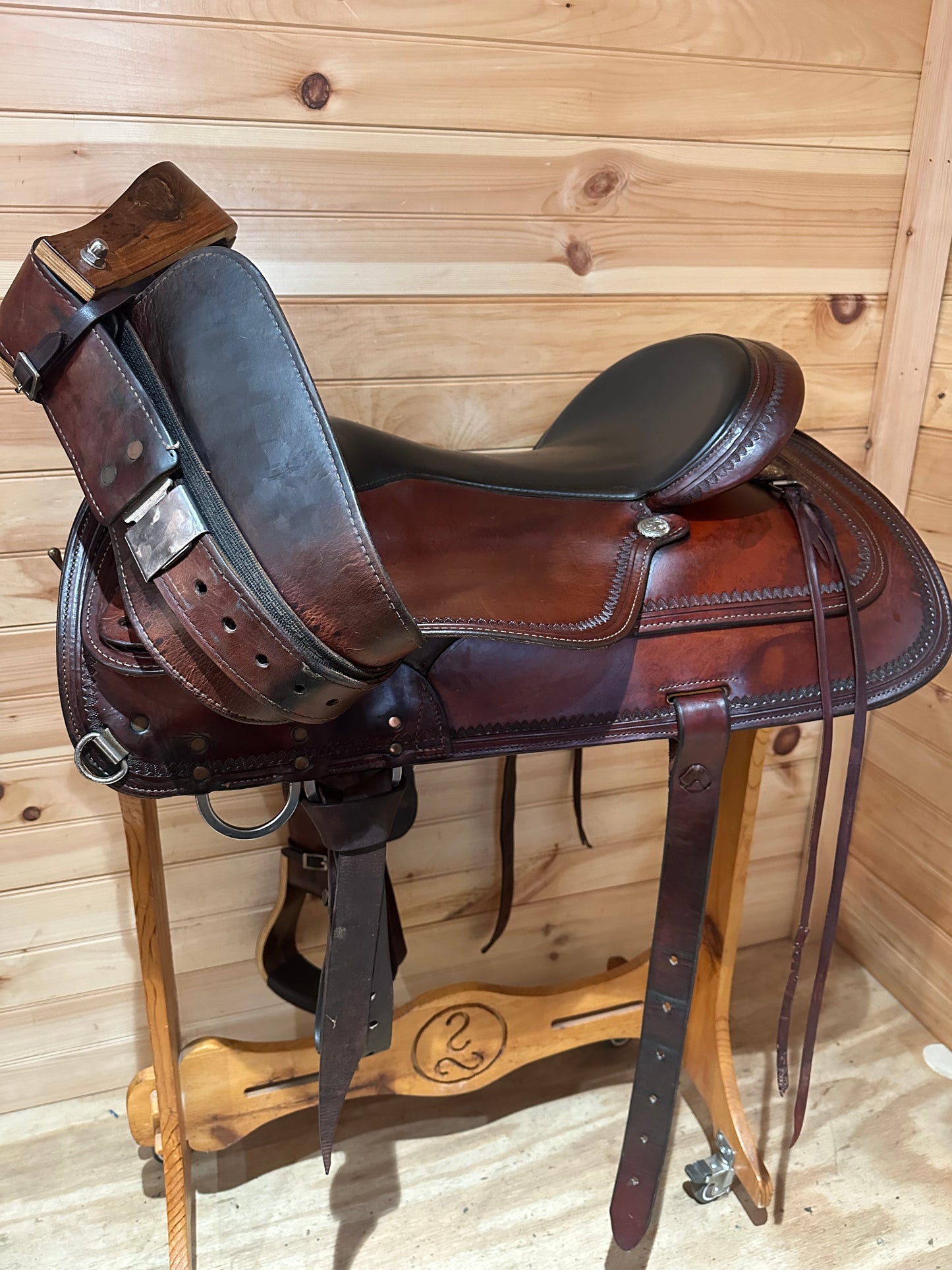 17” Circle Y Topeka Flex-Lite Western Trail Saddle Model 1551