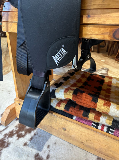 Abetta Trail Finder Saddle 20556BK