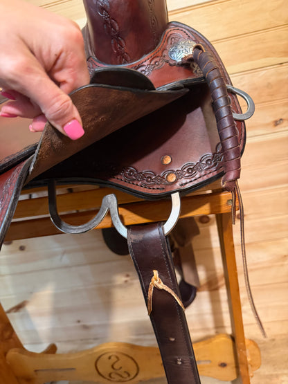 16” Circle Y Alpine Flex2 Western Trail Saddle Model 2377 (2018)