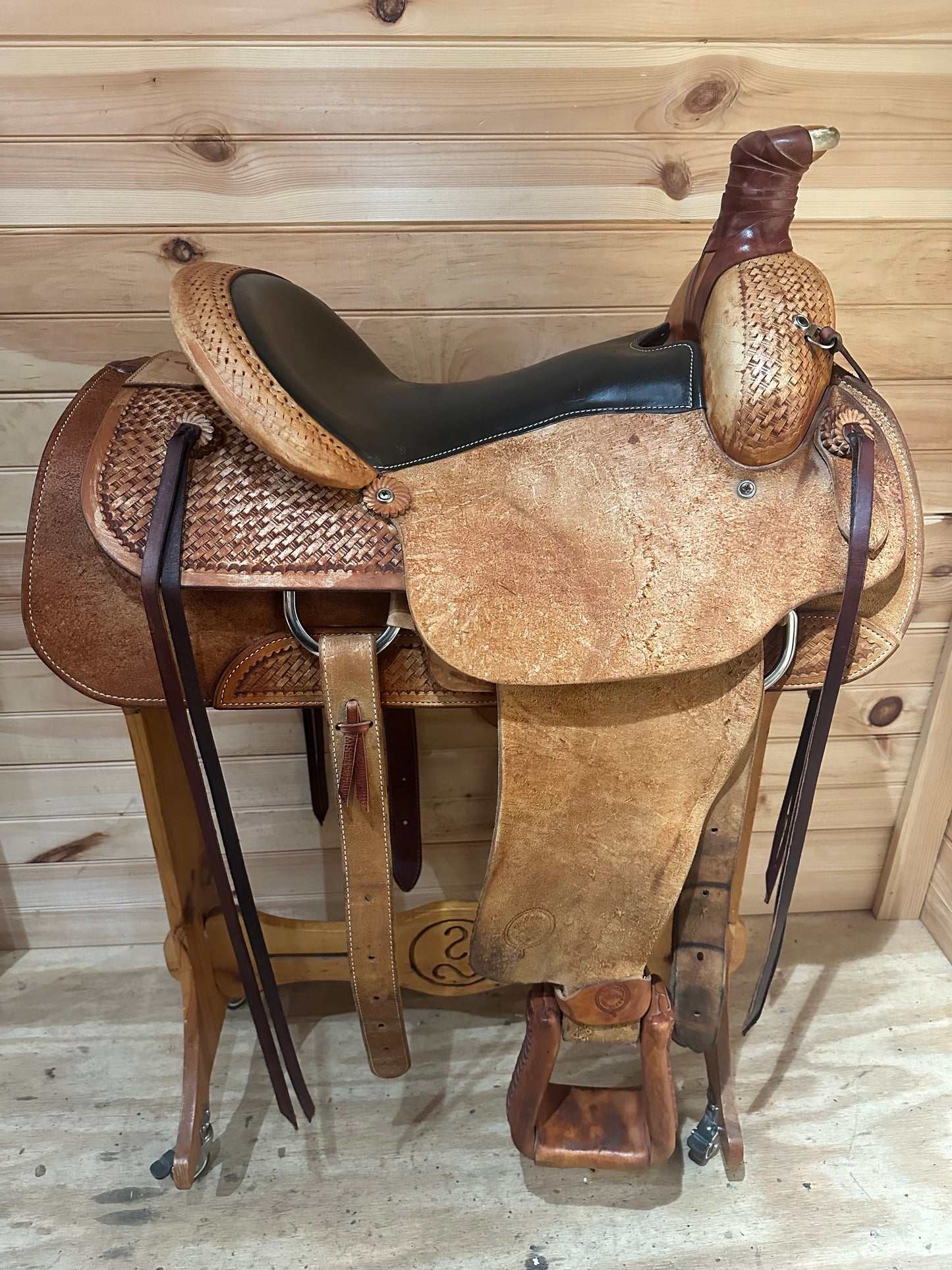 16” Colorado Saddlery “Hat Creek Roper” Western Saddle Model 0-306