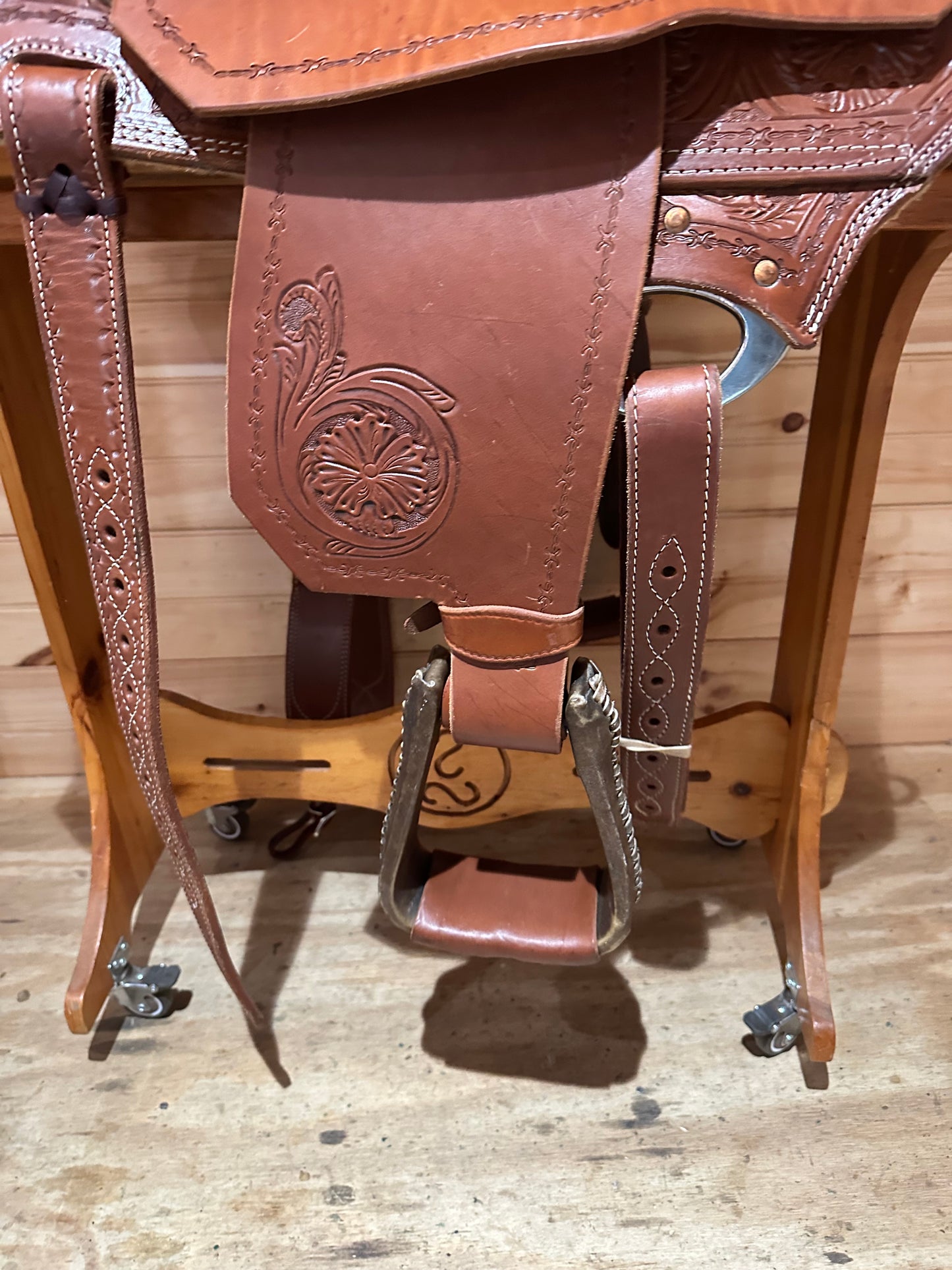 16” Corriente Association Western Trail Saddle