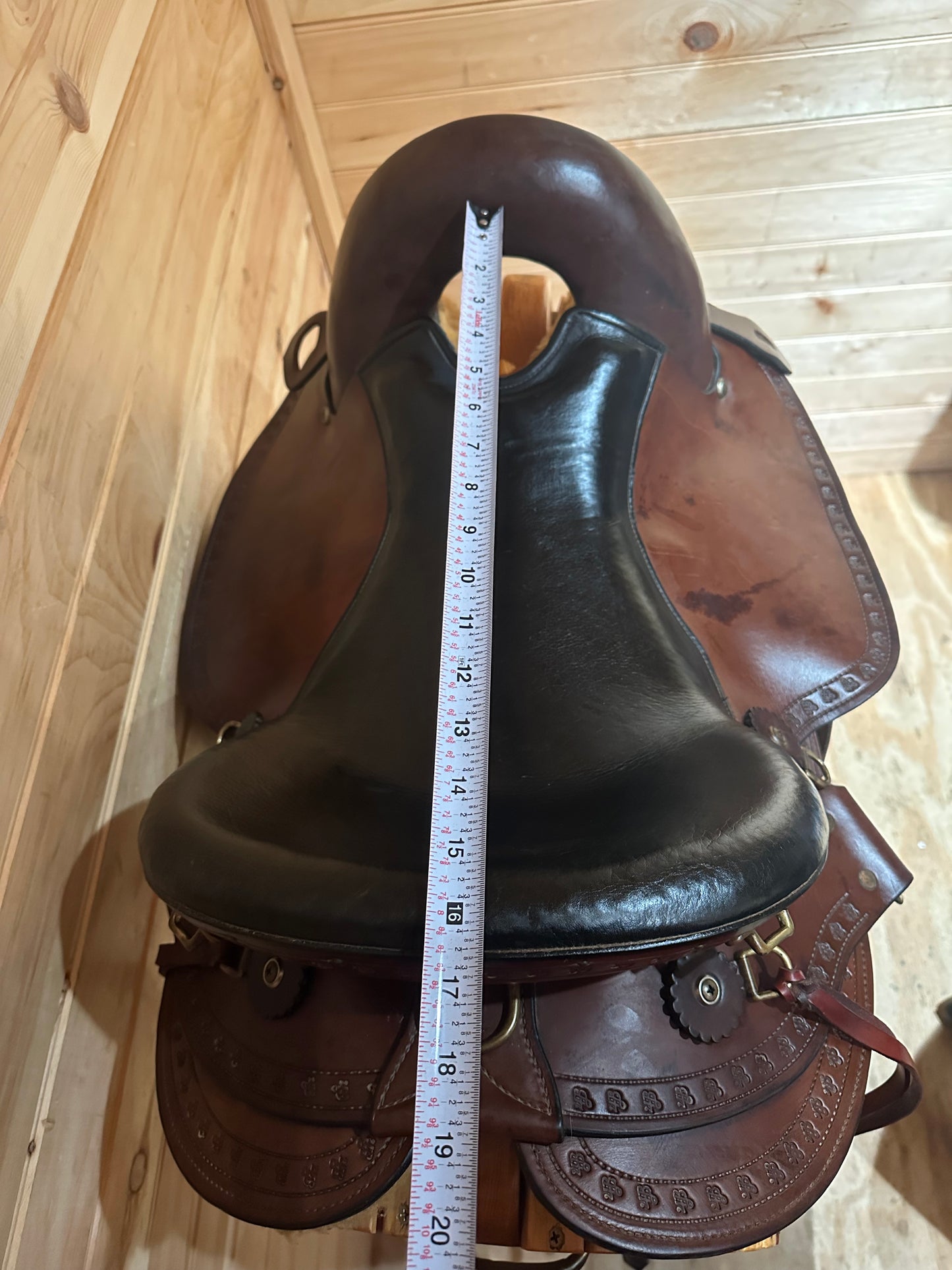 16” Imus 4Beat Gaited Endurance Trail Saddle