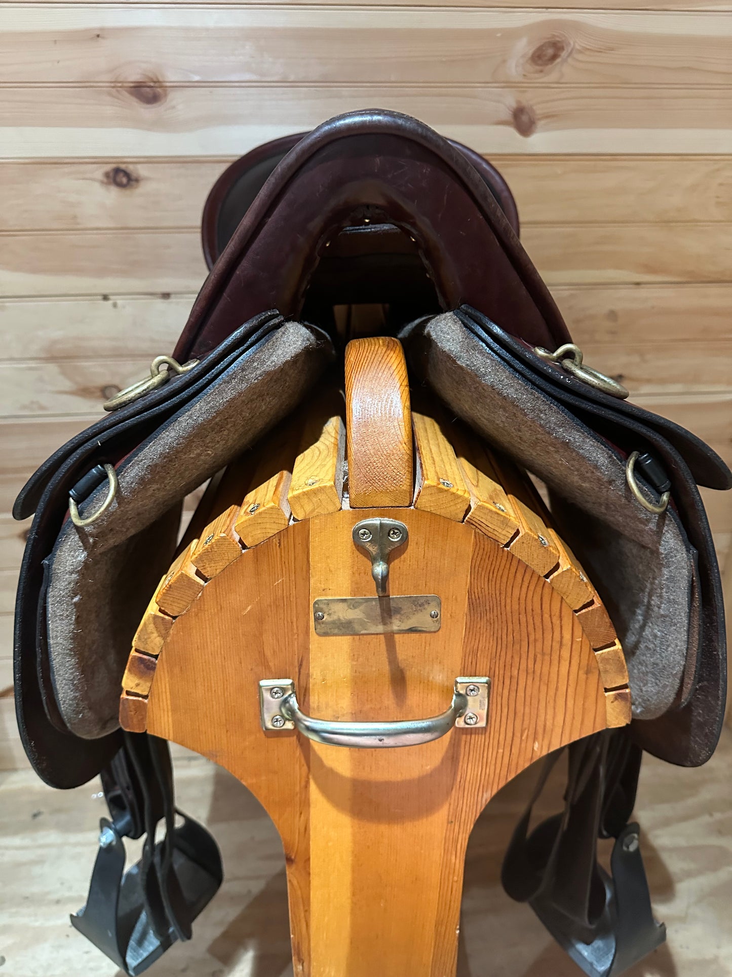 17.5” Tucker River Plantation Endurance Trail Saddle Model 146
