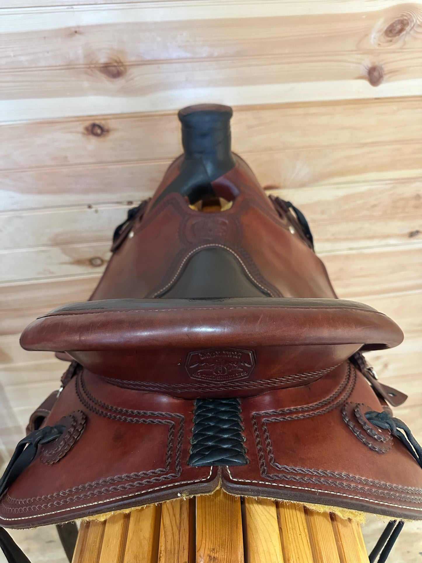 15.5” McCall Mclite Wade Western Saddle W147-917