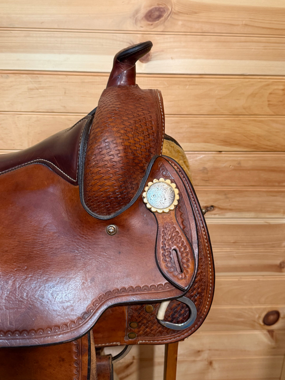 15.5” Crates Equi-Fit Reiner Saddle Model 4524-3