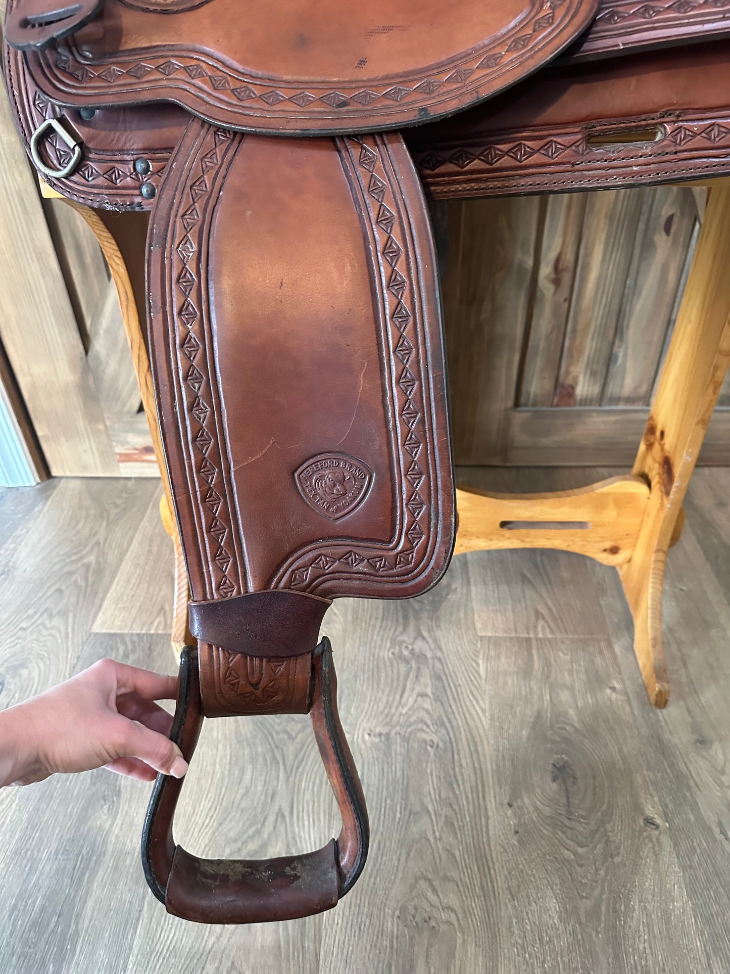 16” Tex Tan Hereford Western Trail Saddle