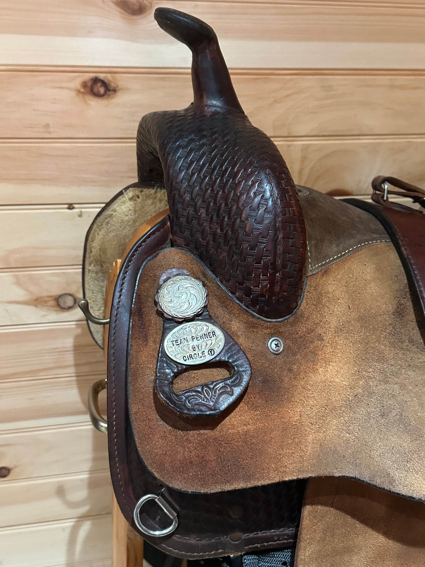 16” Circle Y Team Penner Western saddle Model 2634