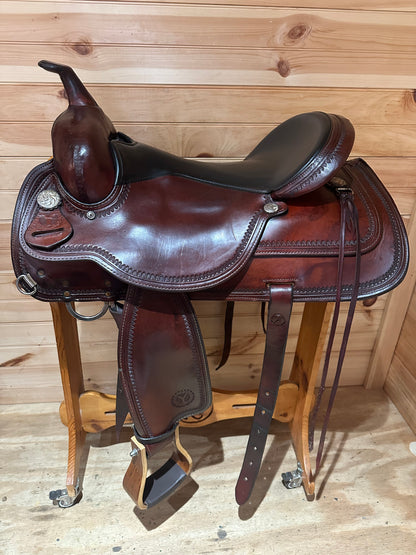 17” Circle Y Topeka Flex-Lite Western Trail Saddle Model 1551