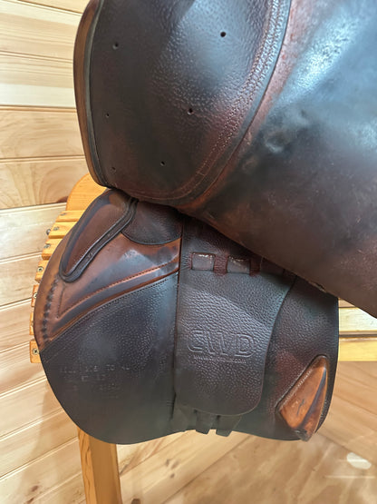 17.5” CWD SE01 4L Jumping Saddle (2013)