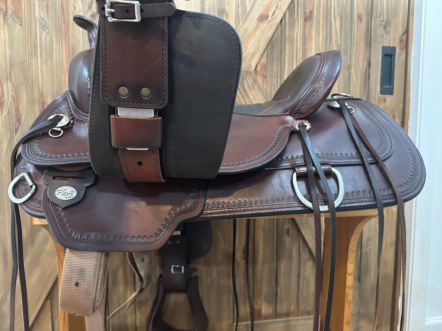 17” Circle Y Topeka Flex2 Western Trail Saddle - Extra Wide