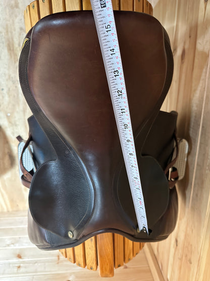 15 3/4” Collegiate Convertible Saddle- Easy Change Gullet