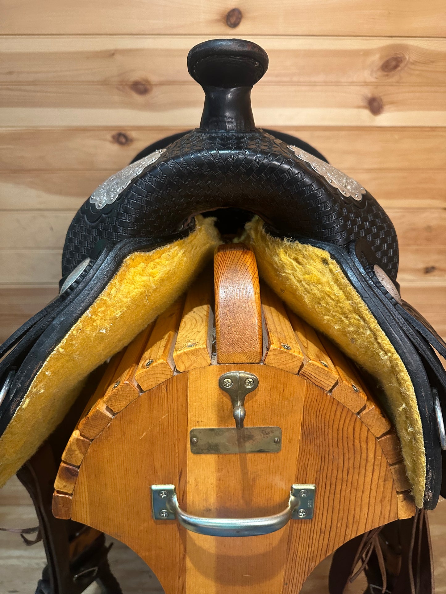 15” Rocking R Saddery  Western Saddle Model 1910