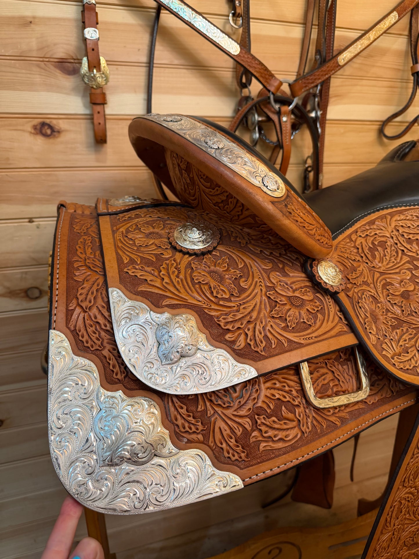 16” Reinsman Supreme Show Western Show Saddle Model 4586