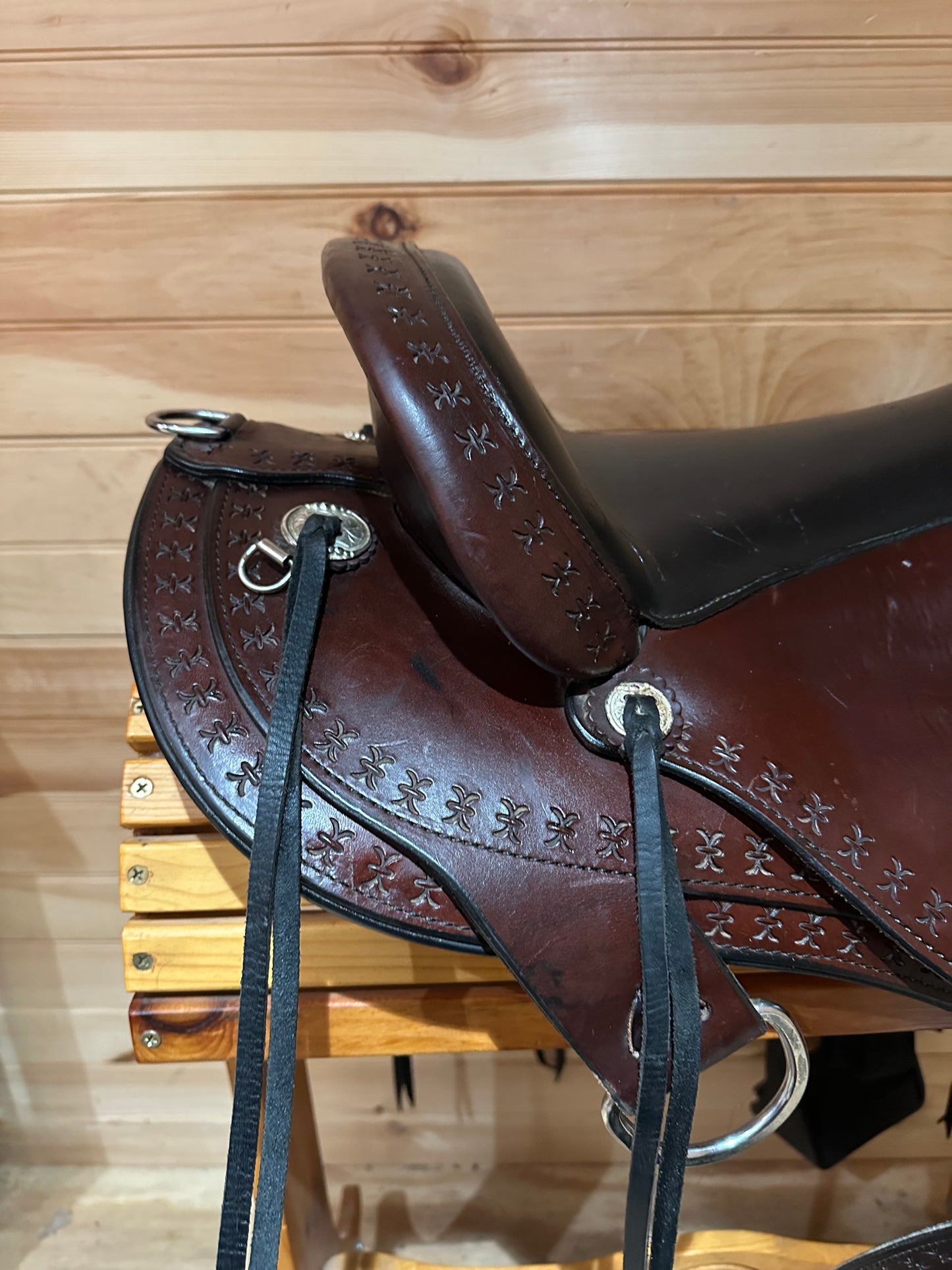 17” Circle Y Mississippi Trail Gaiter Western Gaited Saddle Model 1585