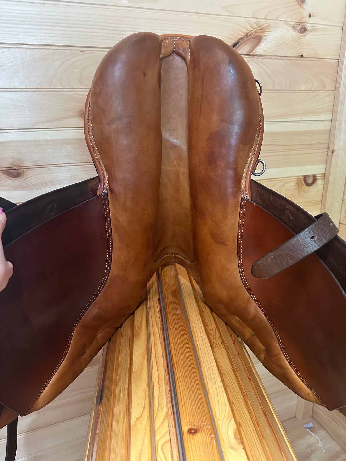 18” Stubben Lohengrin CS Elite Saddle (32cm)