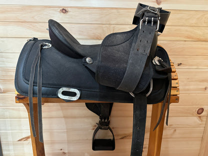 15” Abetta Lightweight Western Trail Saddle