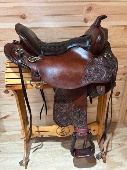 16.5” Reinsman SureTrail Western Trail Saddle