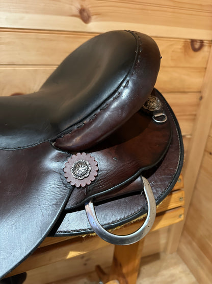 16.5” Allegany Mountain Saddlery Wade Trail Saddle