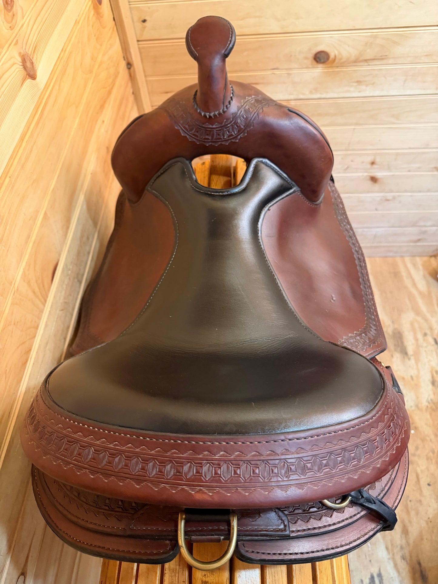 17” Circle Y Yosemite SupeRide Gaited Trail Saddle Model 3875