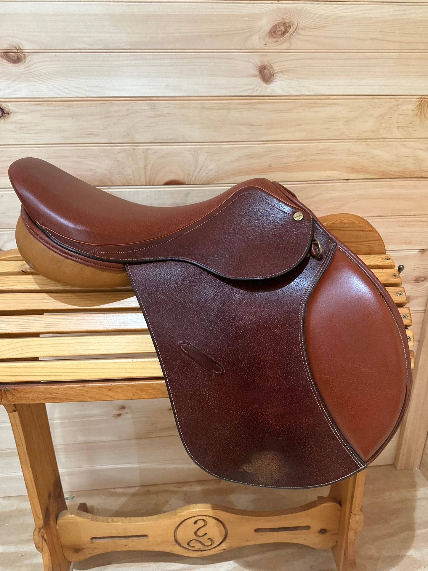 17.5” Union Hill Masters Varsity Close Contact English Saddle