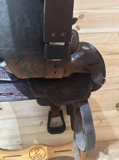 16” Circle Y Western Show Saddle Model 3960