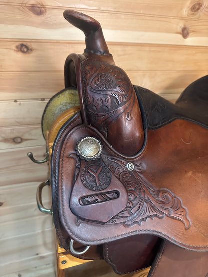 16” Circle Y Arabian Round Skirt Western Trail Saddle Model 2126