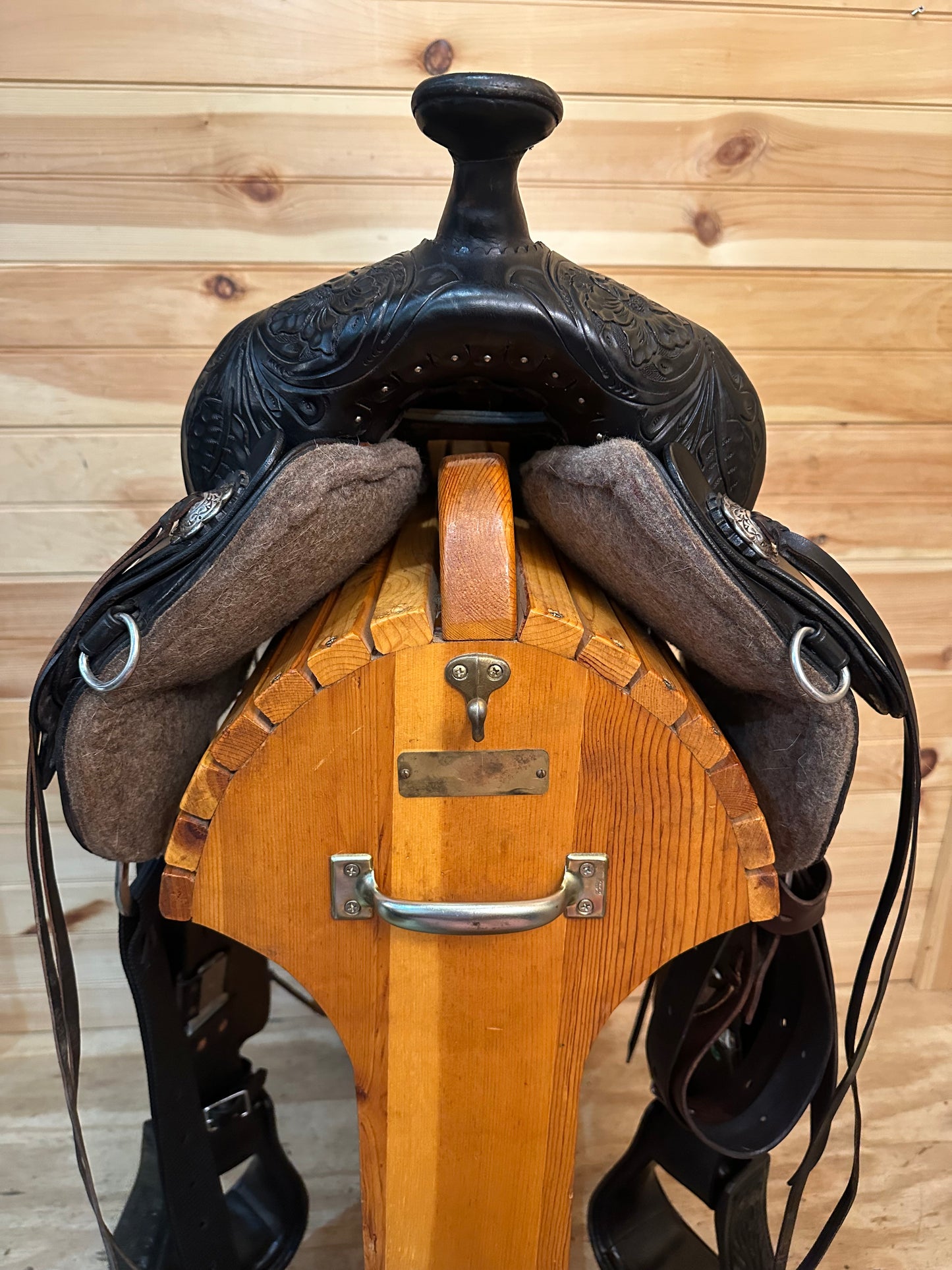 17.5” Tucker Meadow Creek  Western Trail Saddle Model 291