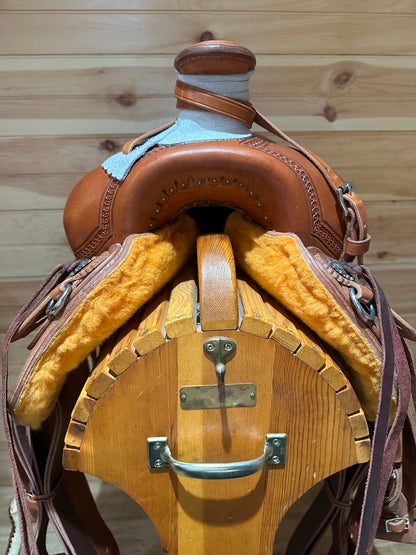 15.5” McCall Lady Pendleton All Around Western Ranch Saddle Model 197 1023