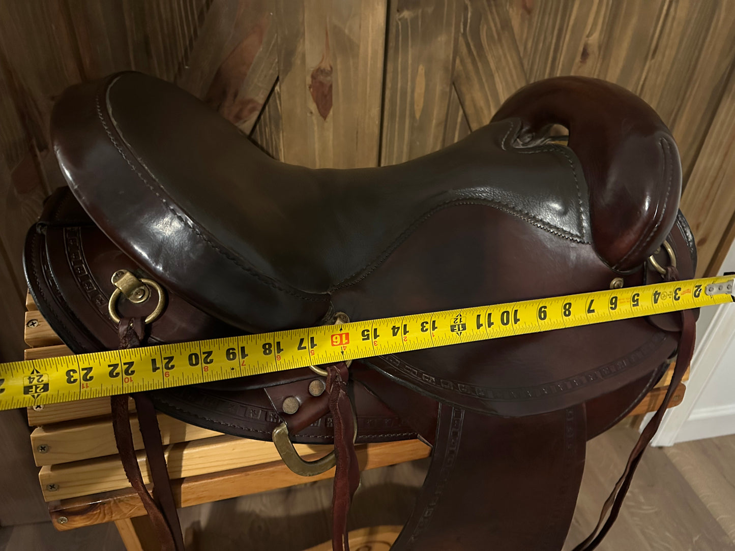 16” Big Horn Flex Endurance Saddle Model # 805