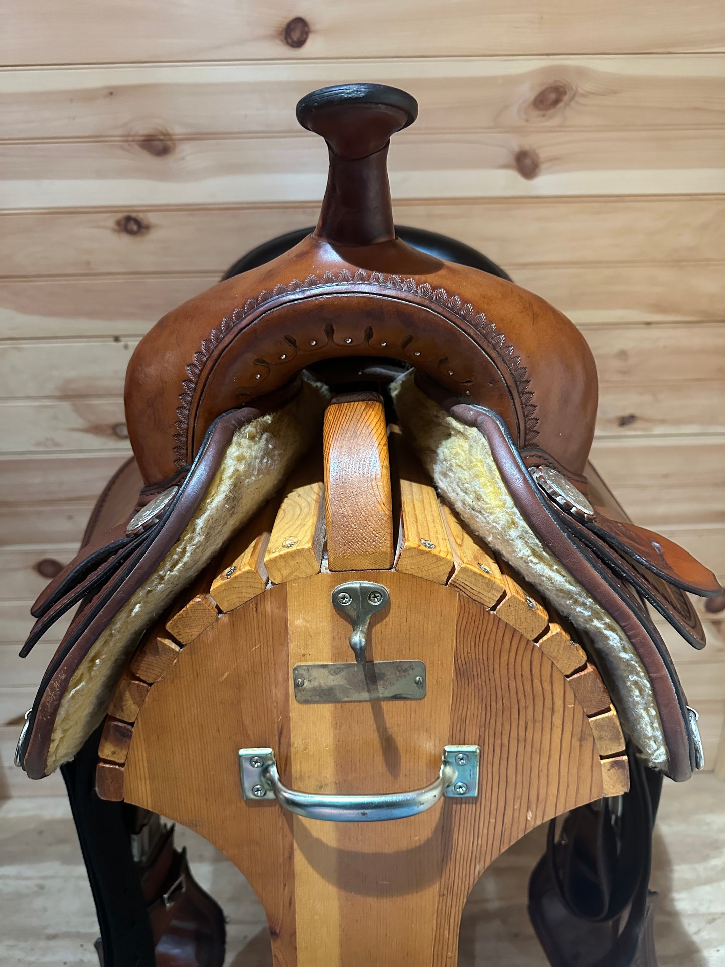 16” Circle Y Topeka Flex-Lite Western Trail Saddle Model 1551