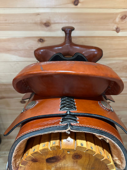 16” Dakota Sweptback Trainer Western Work Saddle Model 421