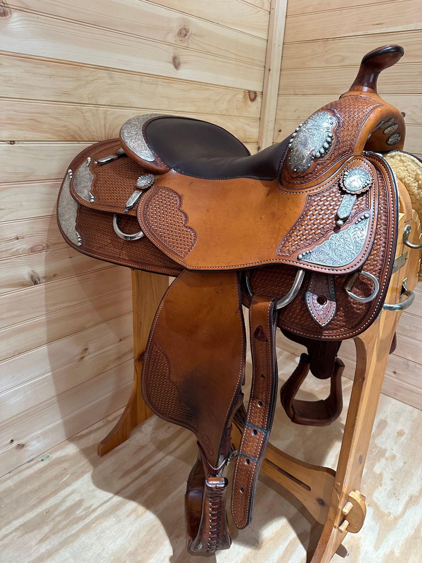 15” Bob’s Custom Saddlery Bob Avila Show Reiner Western Saddle