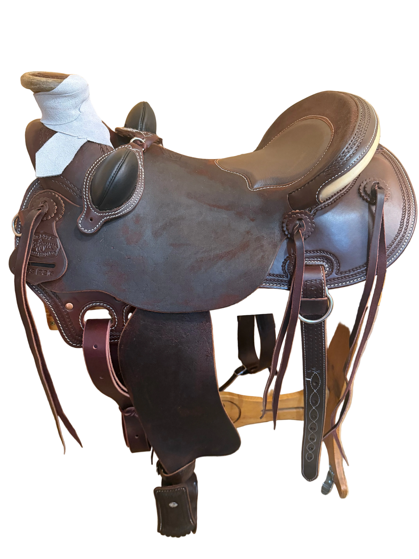 16” McCall Mclite Wade Saddle Model W153-726