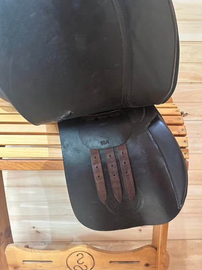 18.5” Collegiate Senior Event Saddle Model 6529