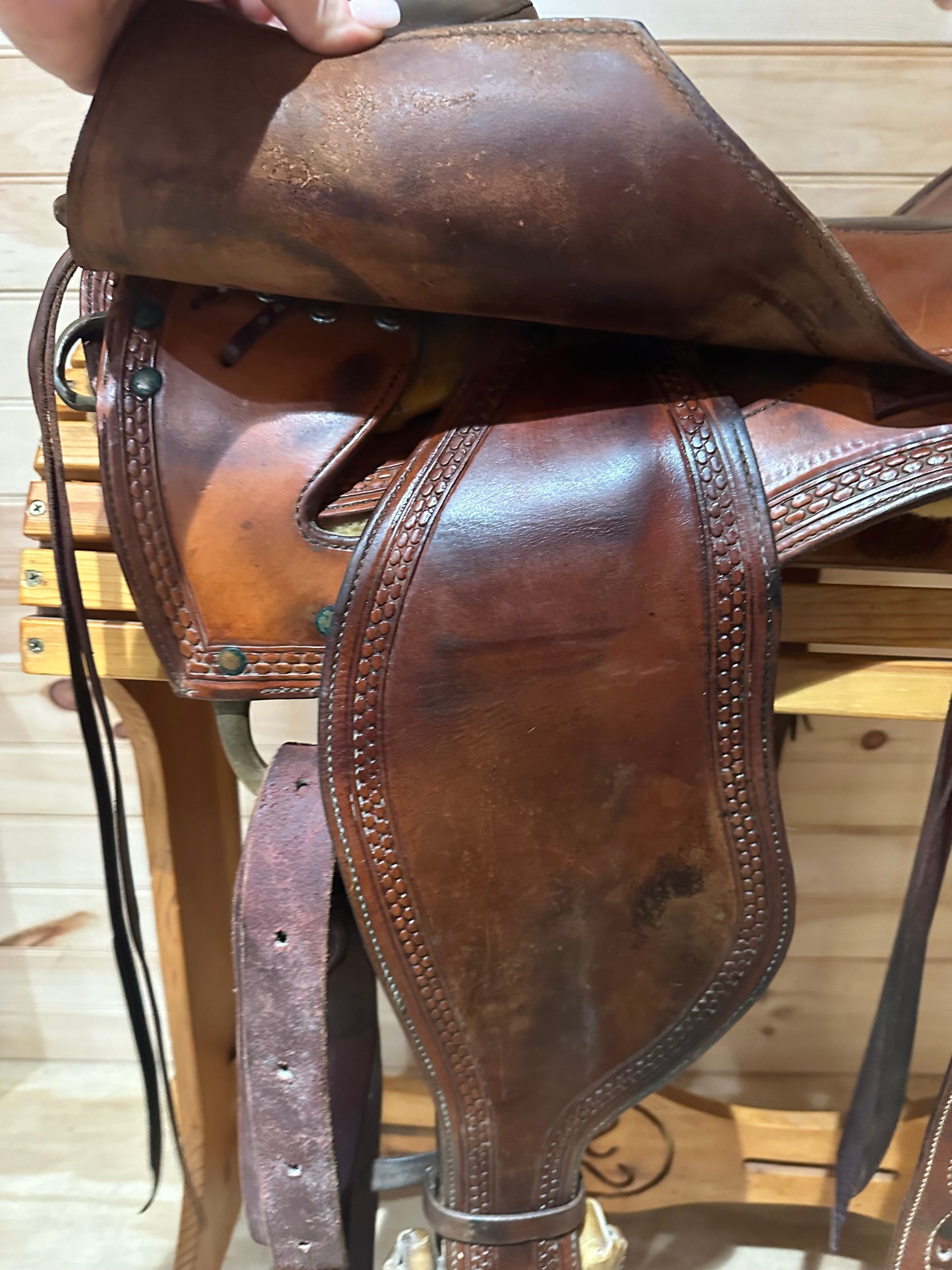 16” Durbin Creek Maker Western Ranch Saddle