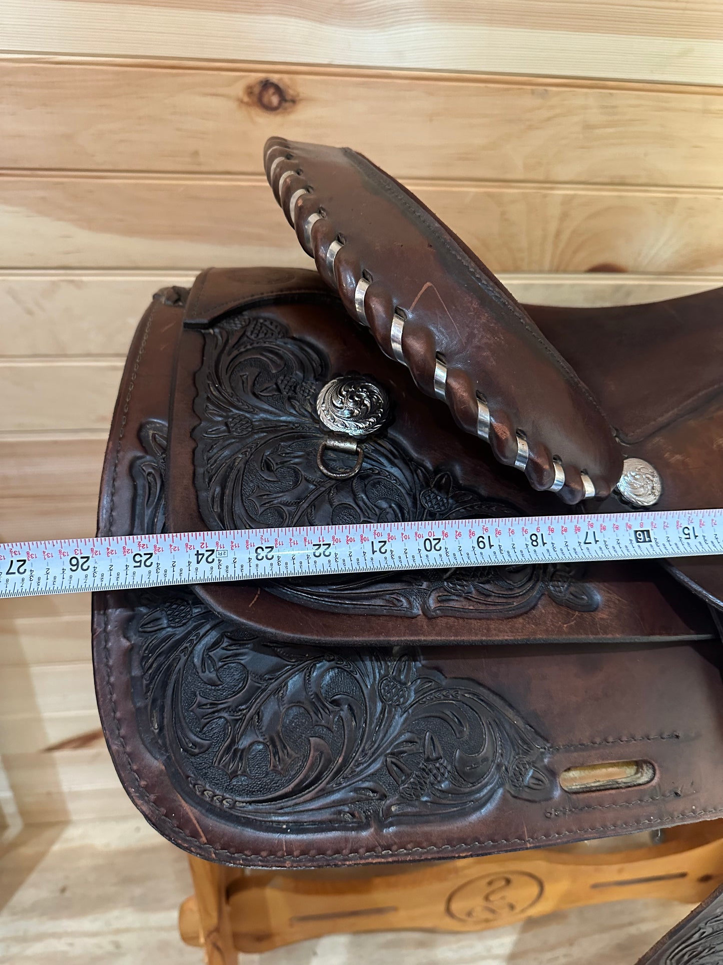 15” Circle Y Arabian Park & Trail Western Trail Saddle Model 3940