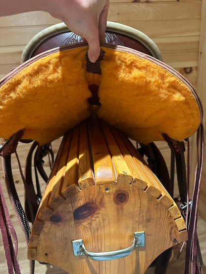 16” McCall Mclite Wade Saddle Model W028-126 (New)