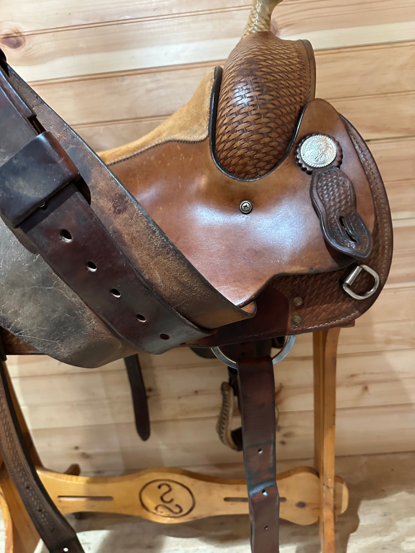 16” Crates Equi-Fit Reiner Western Saddle Model 4527