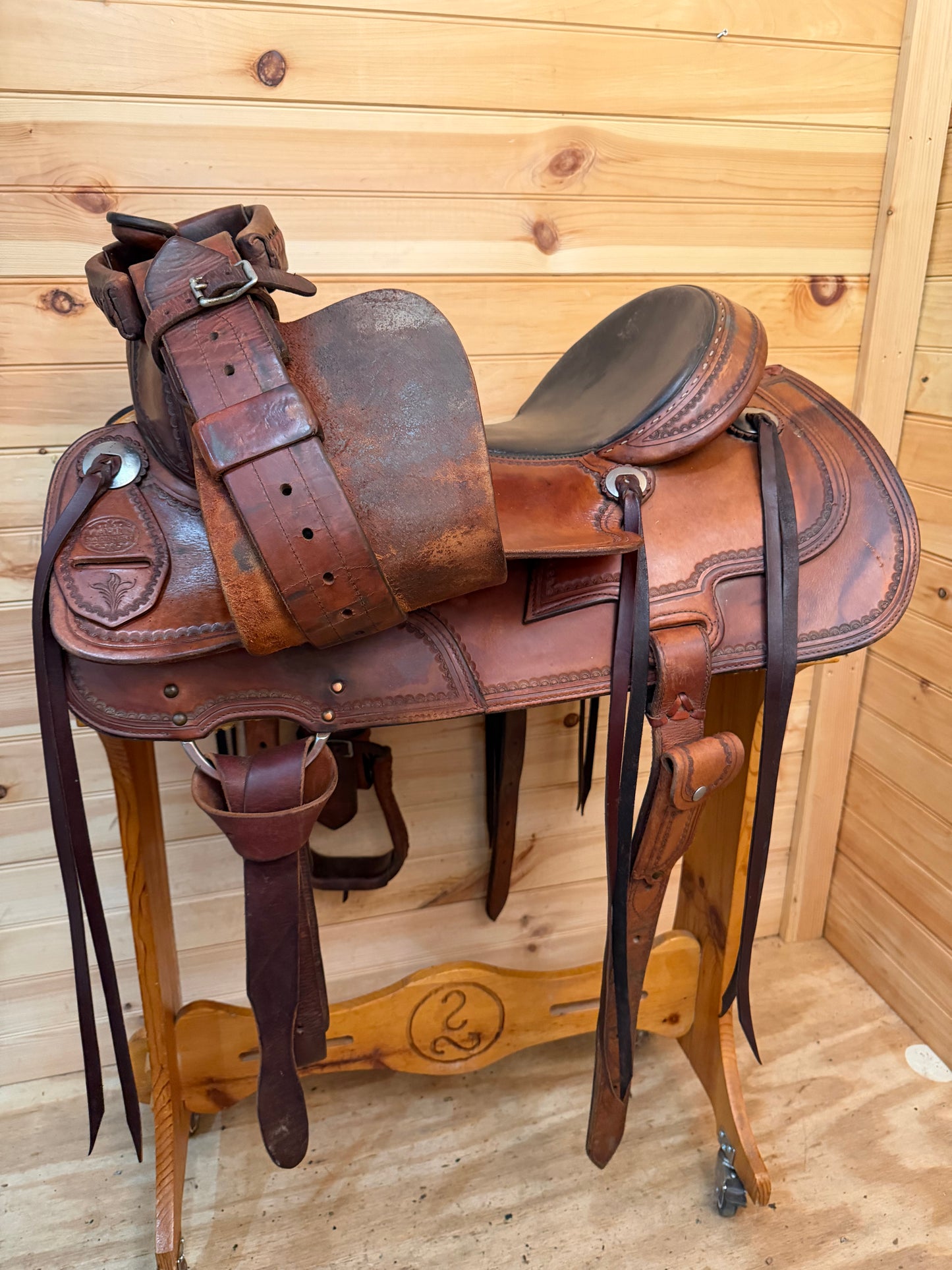 16” Martin Trail Western Saddle Model