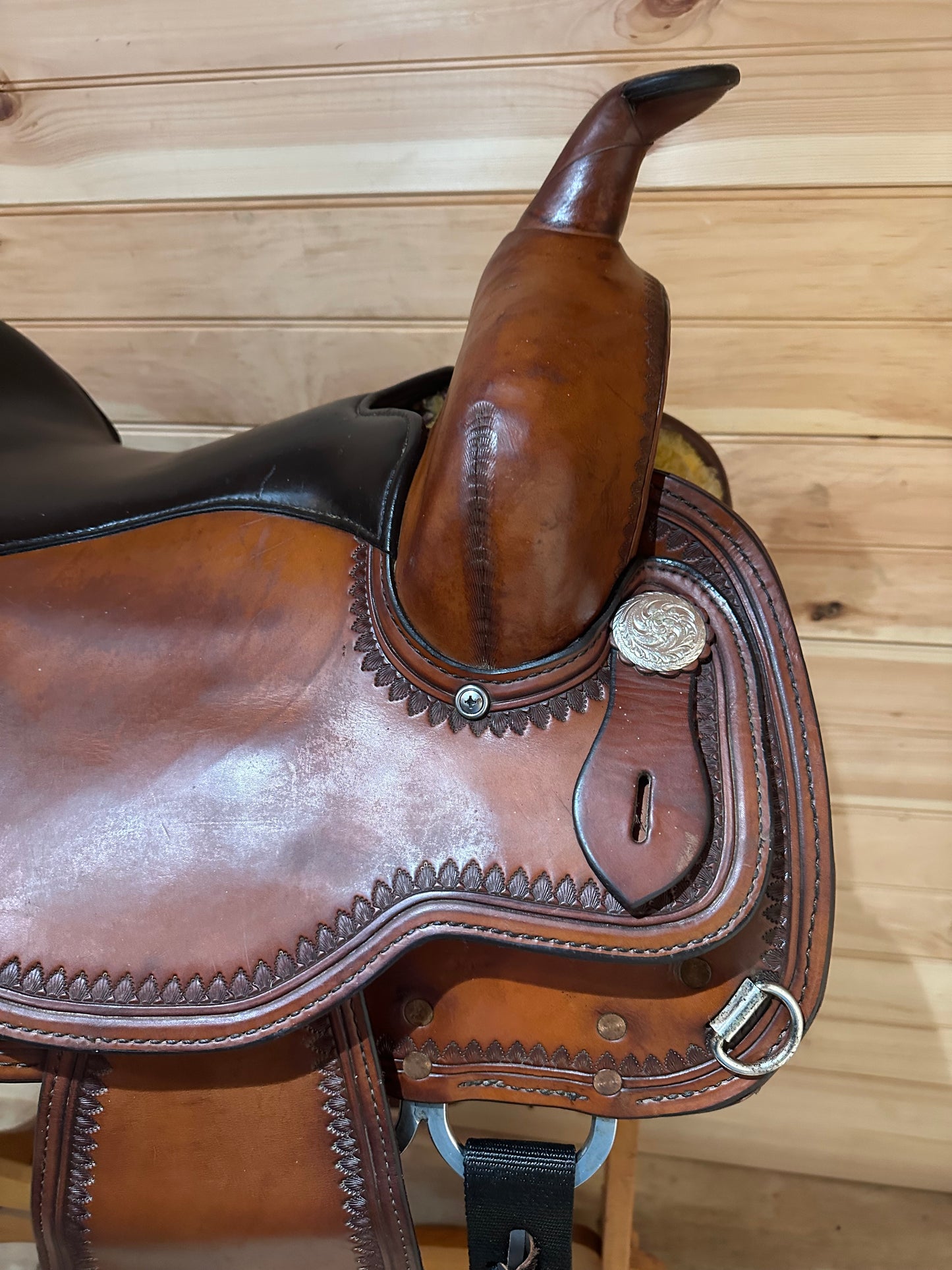 16” Circle Y Topeka Flex-Lite Western Trail Saddle Model 1551
