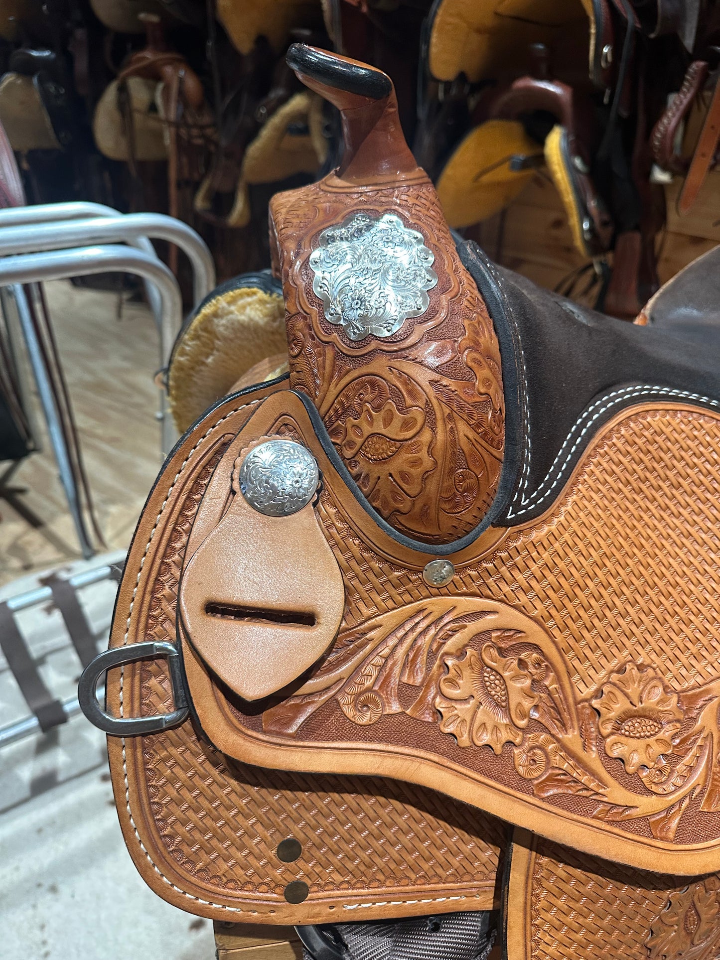 15” Rod’s Western Show Saddle