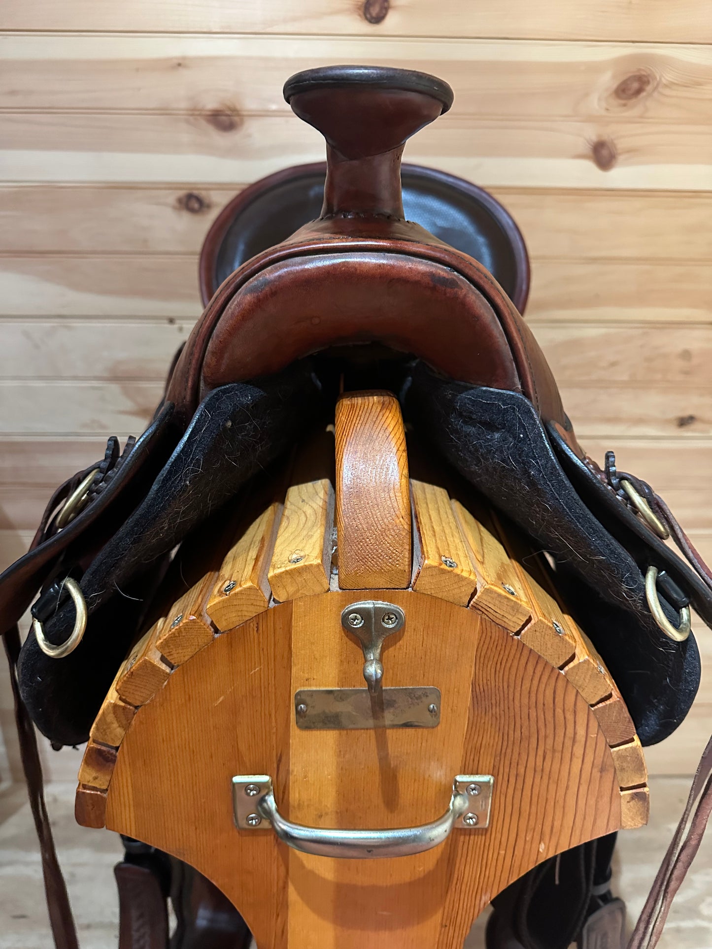 16.5” Tucker Gen II Southpass Western Trail Saddle Model 288