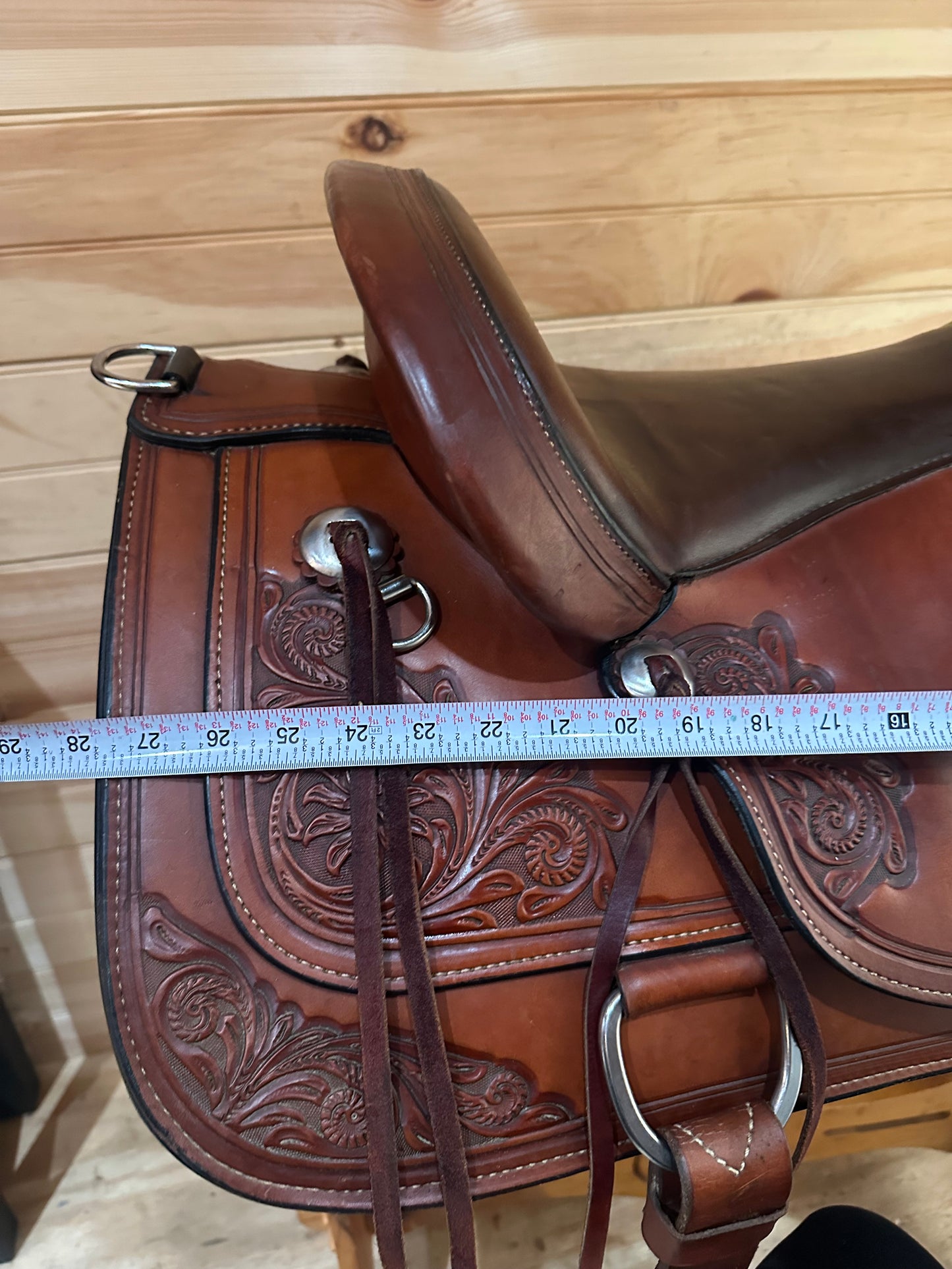 17” Circle Y Flex2 Cactus Flower Western Trail Saddle Model 1659