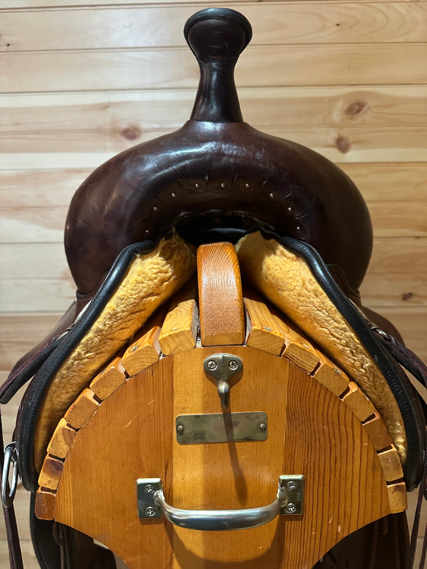16” Circle Y Mojave Flex2 Western Trail Saddle Model 1561