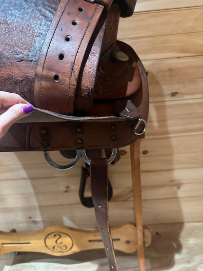 15” Circle Y Western Show Saddle Model 3875