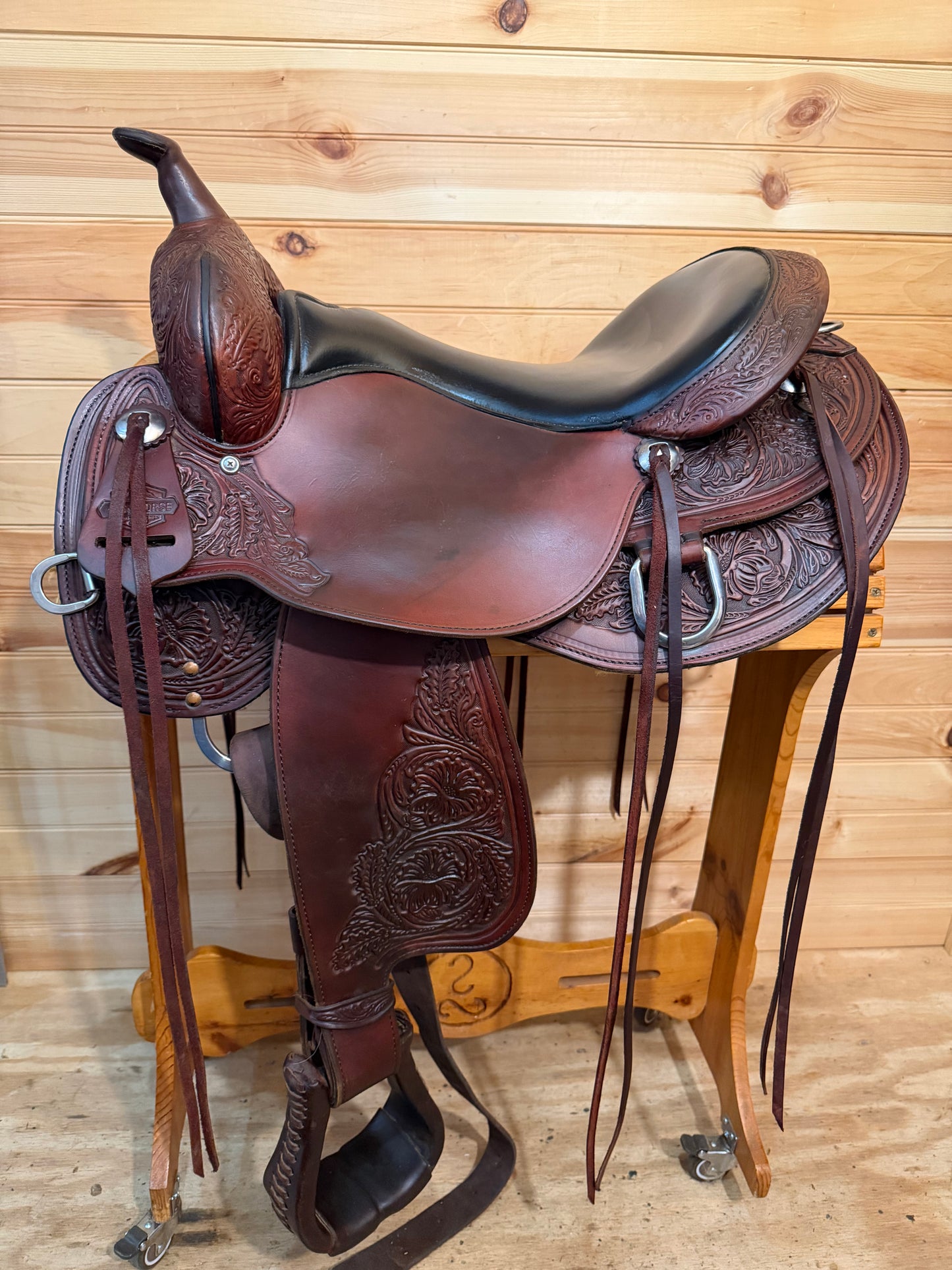 16” Circle Y High Horse Oyster Creek Trail Western Saddle Model 6808 (2022)