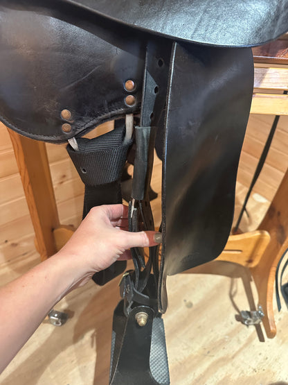 15.5” Tucker Classic Endurance Trail Saddle Model T59