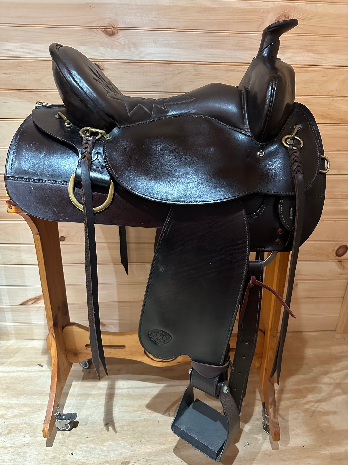 16.5” Tex Tan TexFlex Western Trail Saddle Model 08-TF4012C65